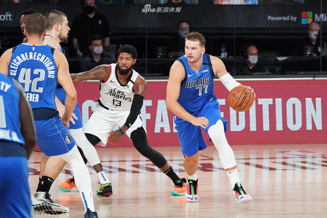 是充满了戏 是充满了戏